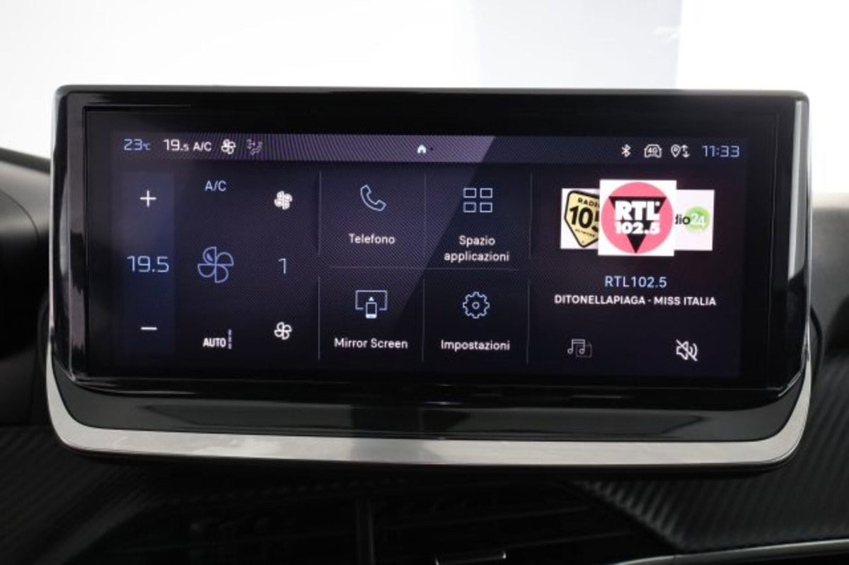 Peugeot 2008 PureTech 100 S&S Allure (10)
