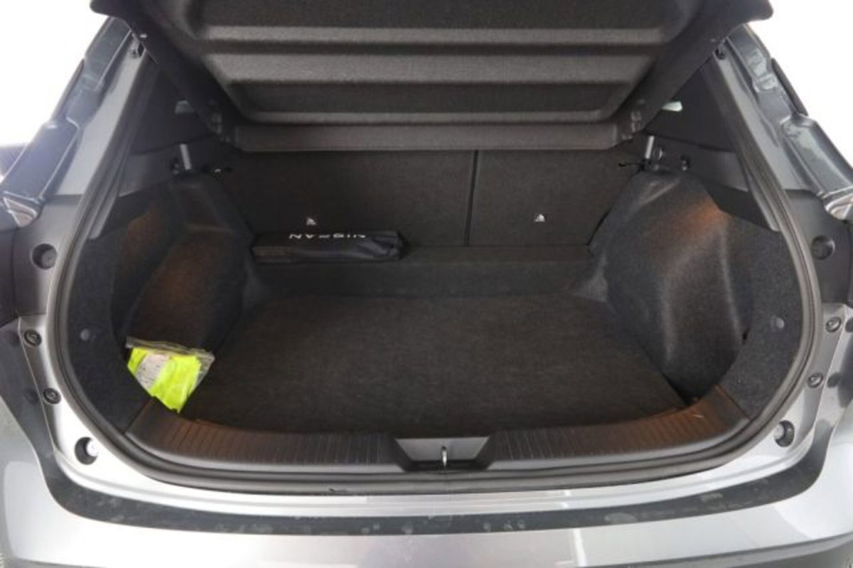 Nissan Qashqai 1.3 mhev Business 2wd 158cv xtronic (4)