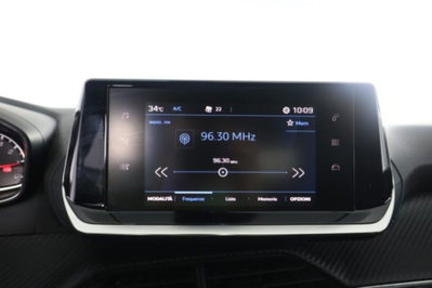 Peugeot 2008 PureTech 100 S&S Allure (11)