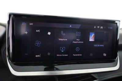 Peugeot 2008 PureTech 100 S&S Allure (10)