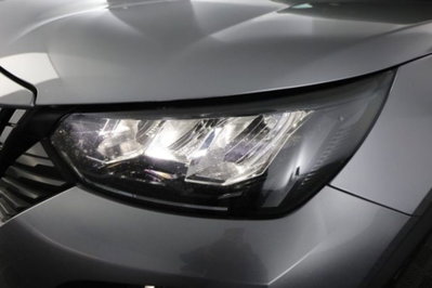 Peugeot 2008 PureTech 100 S&S Allure (8)