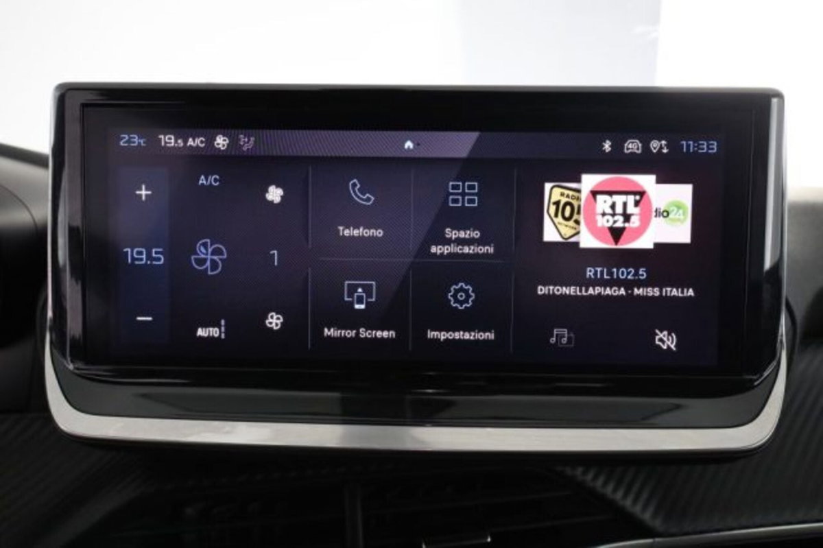 Peugeot 2008 PureTech 100 S&S Allure (10)