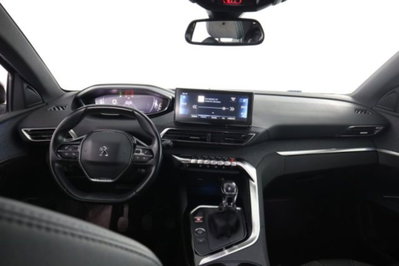 Peugeot 3008 PureTech Turbo 130 S&S Allure Pack (4)