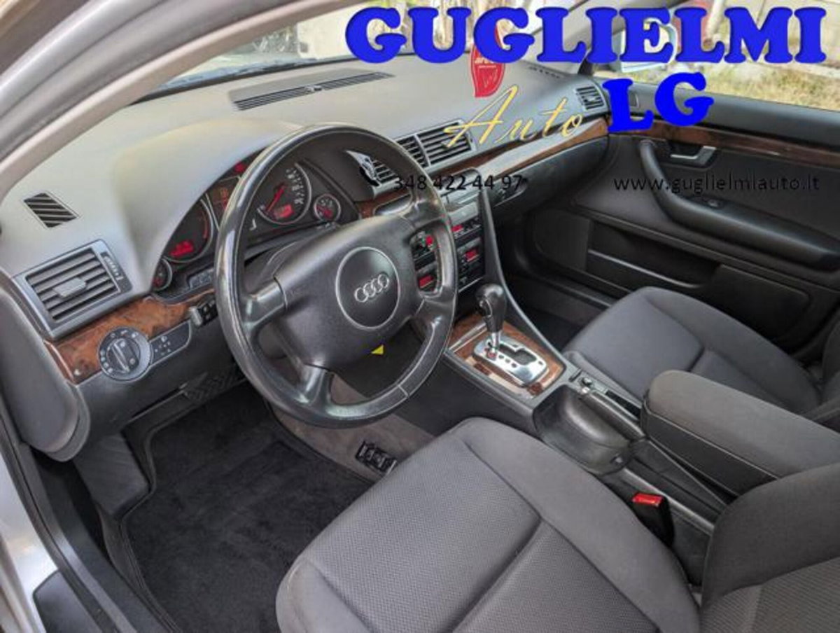 Audi A4 Avant 2.0 20V cat (10)