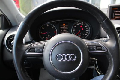 Audi A1 1.6 TDI 105 CV Ambition (10)