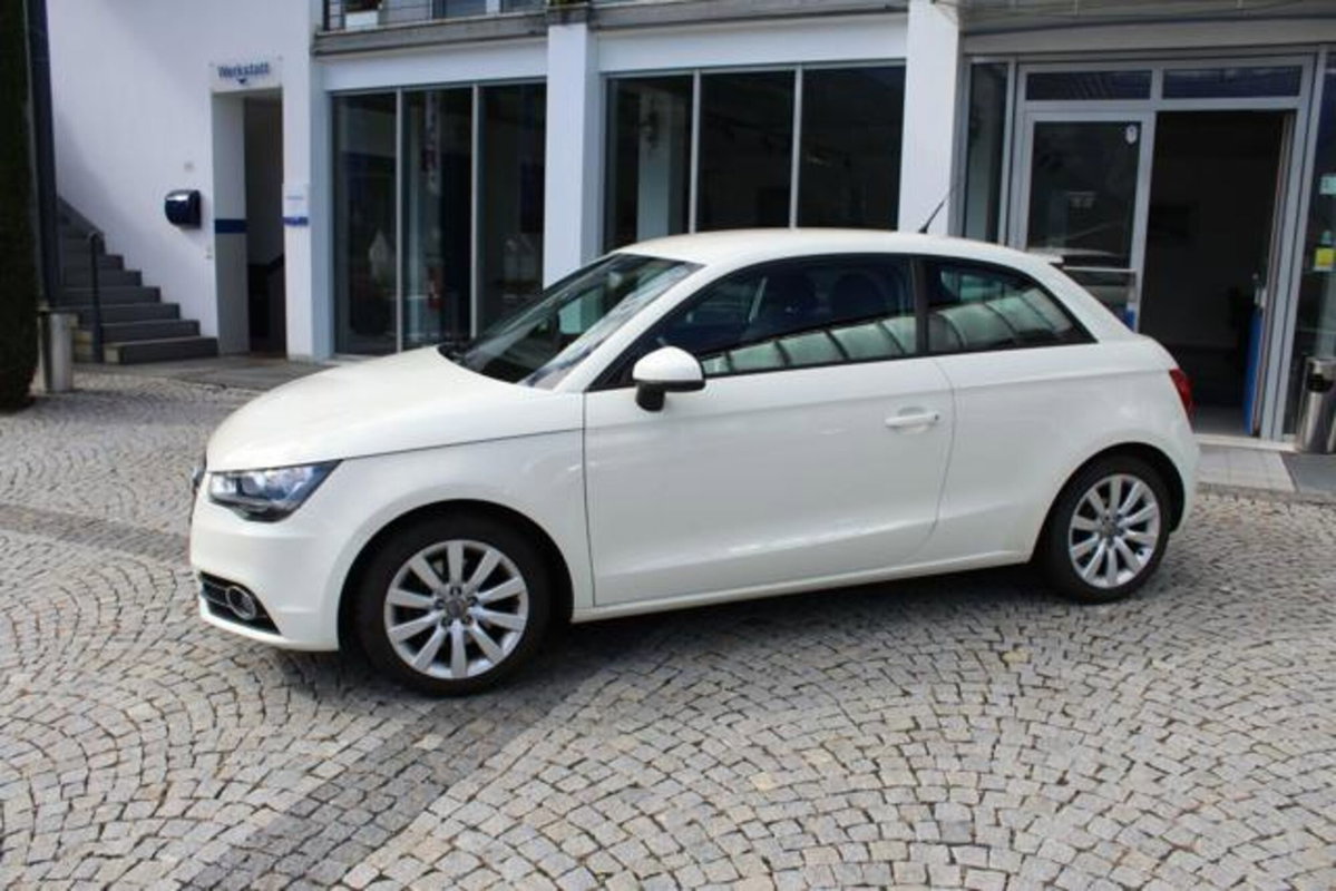 Audi A1 1.6 TDI 105 CV Ambition (2)