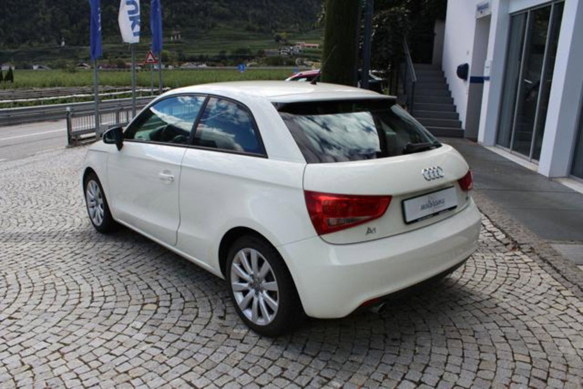 Audi A1 1.6 TDI 105 CV Ambition (3)