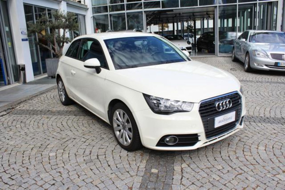 Audi A1 1.6 TDI 105 CV Ambition (5)