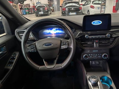 Ford Kuga 2.5 Full Hybrid 190 CV CVT AWD ST-Line Design (9)