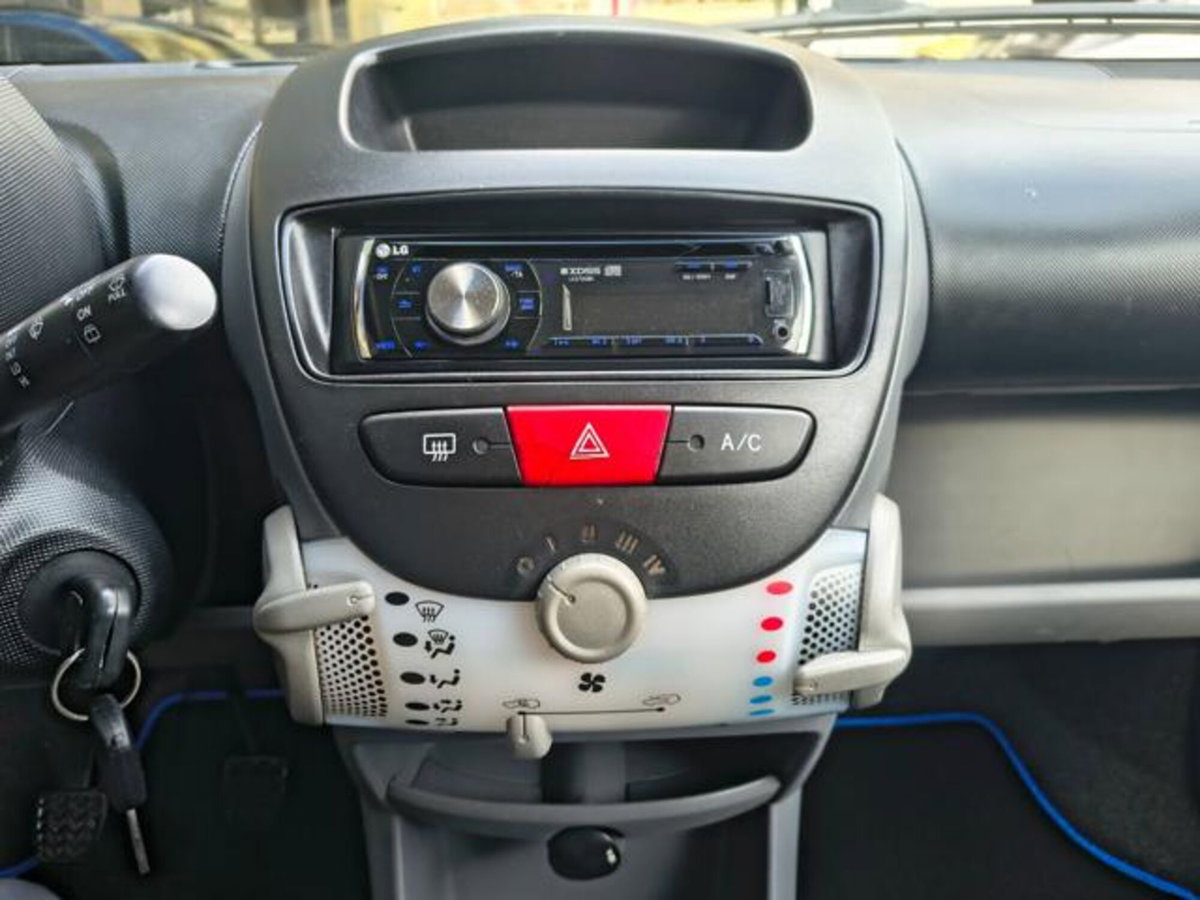 Citroen C1 1.0 3 porte (10)
