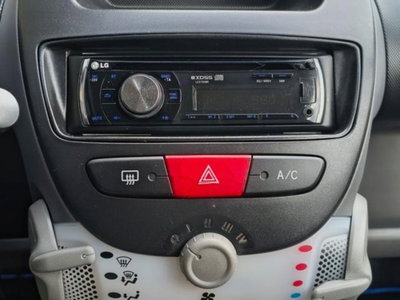 Citroen C1 1.0 3 porte (11)