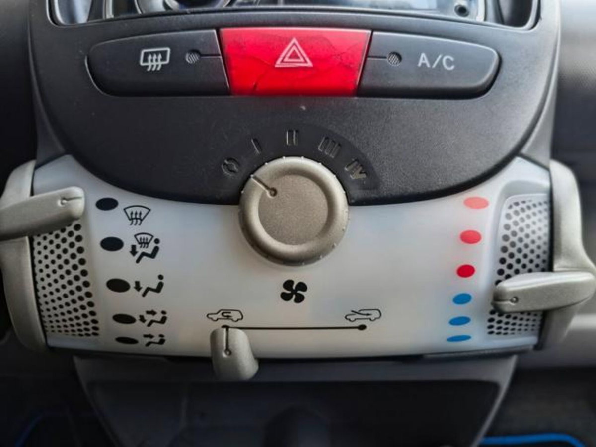 Citroen C1 1.0 3 porte (12)
