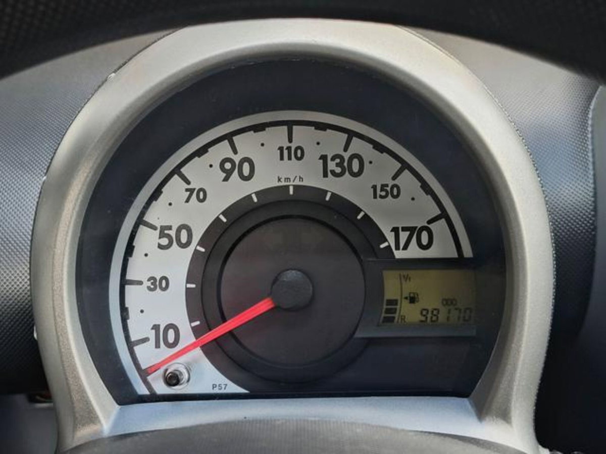 Citroen C1 1.0 3 porte (9)