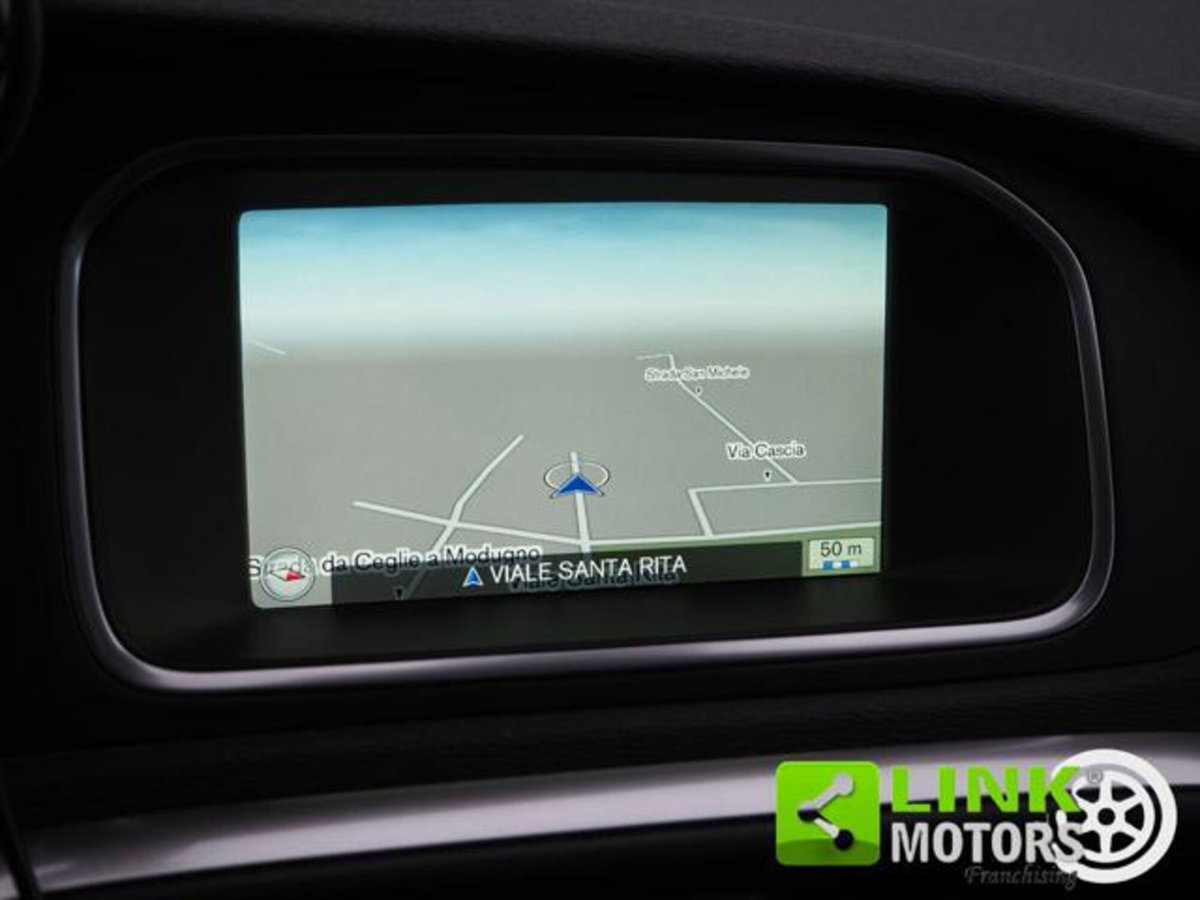 Volvo V40 D3 Momentum (15)