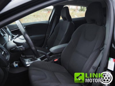 Volvo V40 D3 Momentum (6)