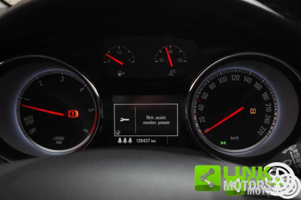 Opel Astra 1.6 CDTi 110CV Start&Stop 5 porte Business (11)