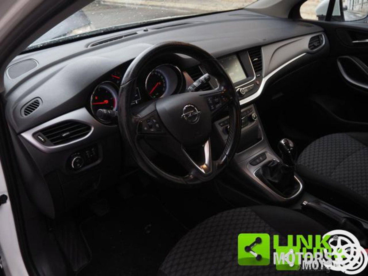 Opel Astra 1.6 CDTi 110CV Start&Stop 5 porte Business (4)