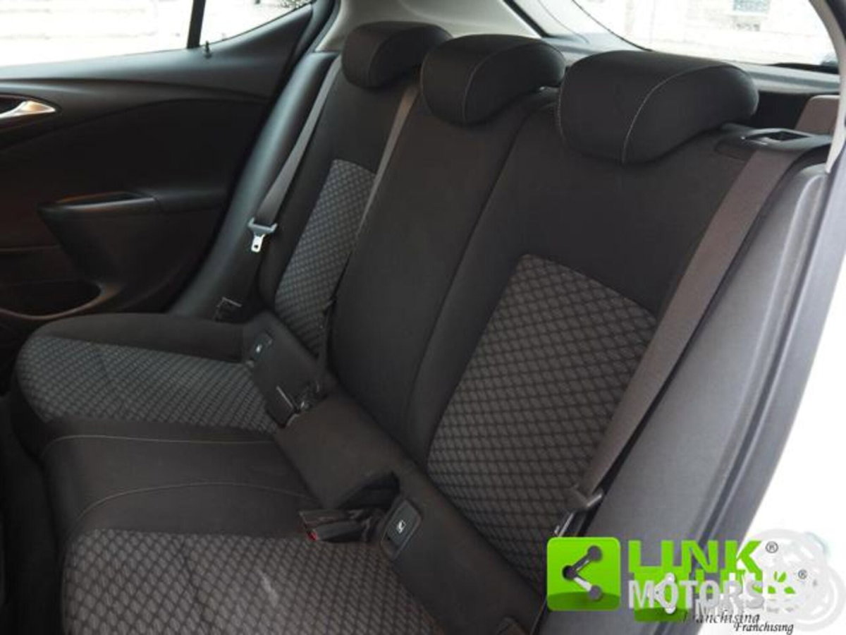 Opel Astra 1.6 CDTi 110CV Start&Stop 5 porte Business (6)