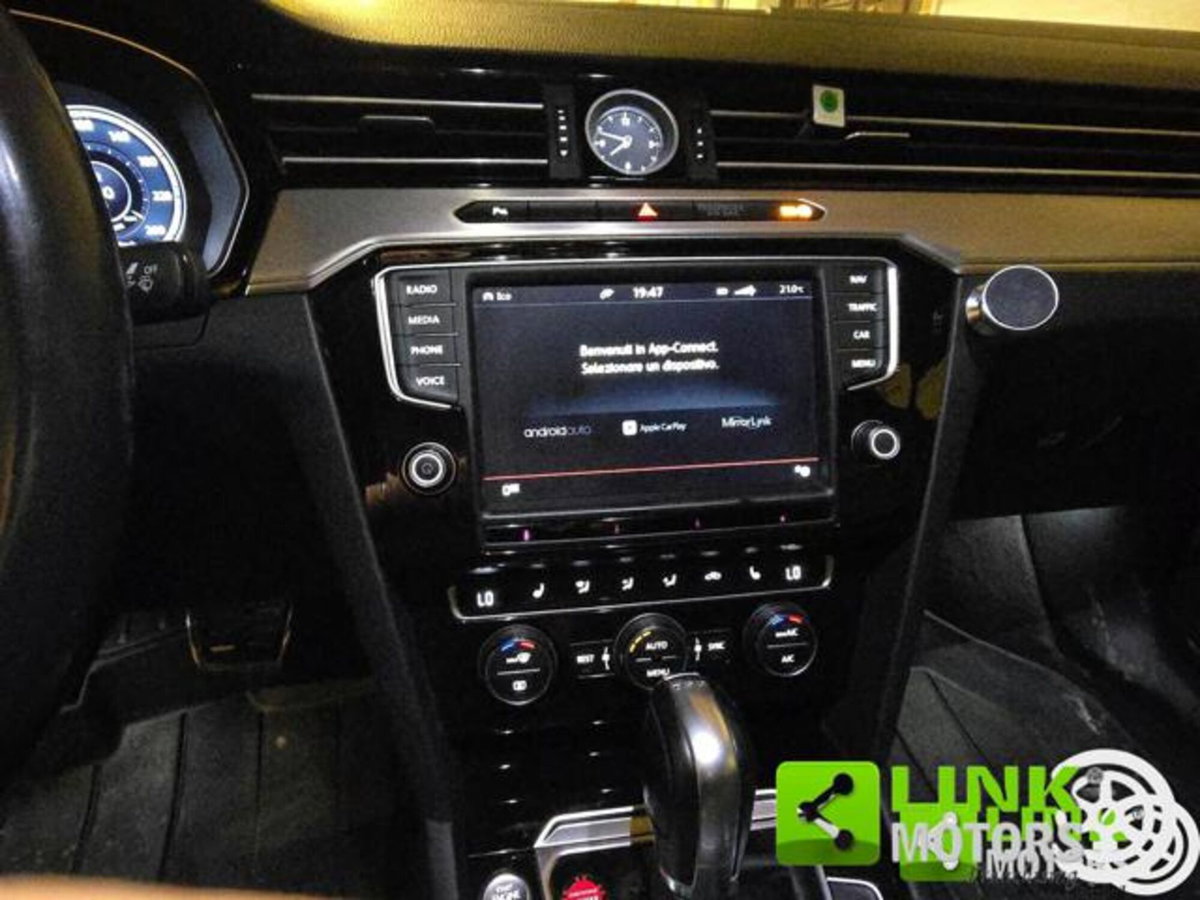 Volkswagen Passat 2.0 TDI DSG Highline BlueMotion Technology (14)