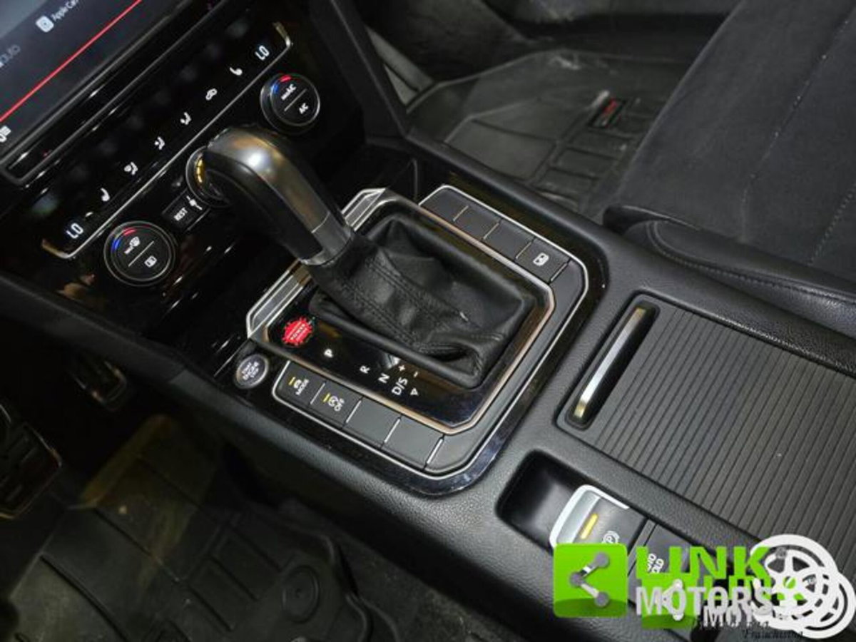 Volkswagen Passat 2.0 TDI DSG Highline BlueMotion Technology (18)