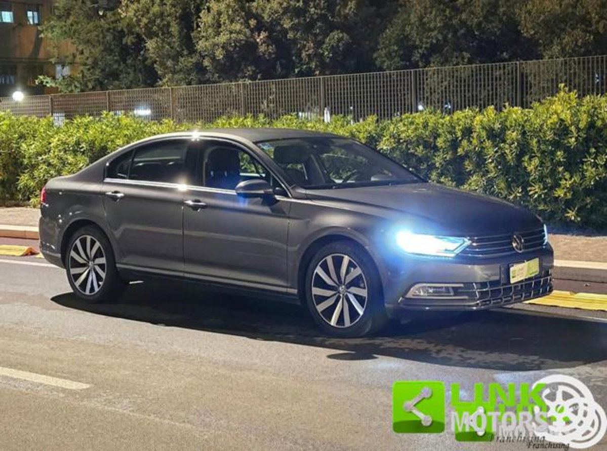 Volkswagen Passat 2.0 TDI DSG Highline BlueMotion Technology (19)