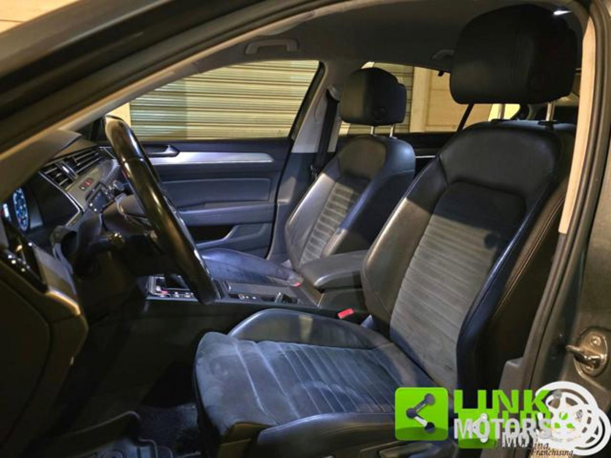 Volkswagen Passat 2.0 TDI DSG Highline BlueMotion Technology (5)