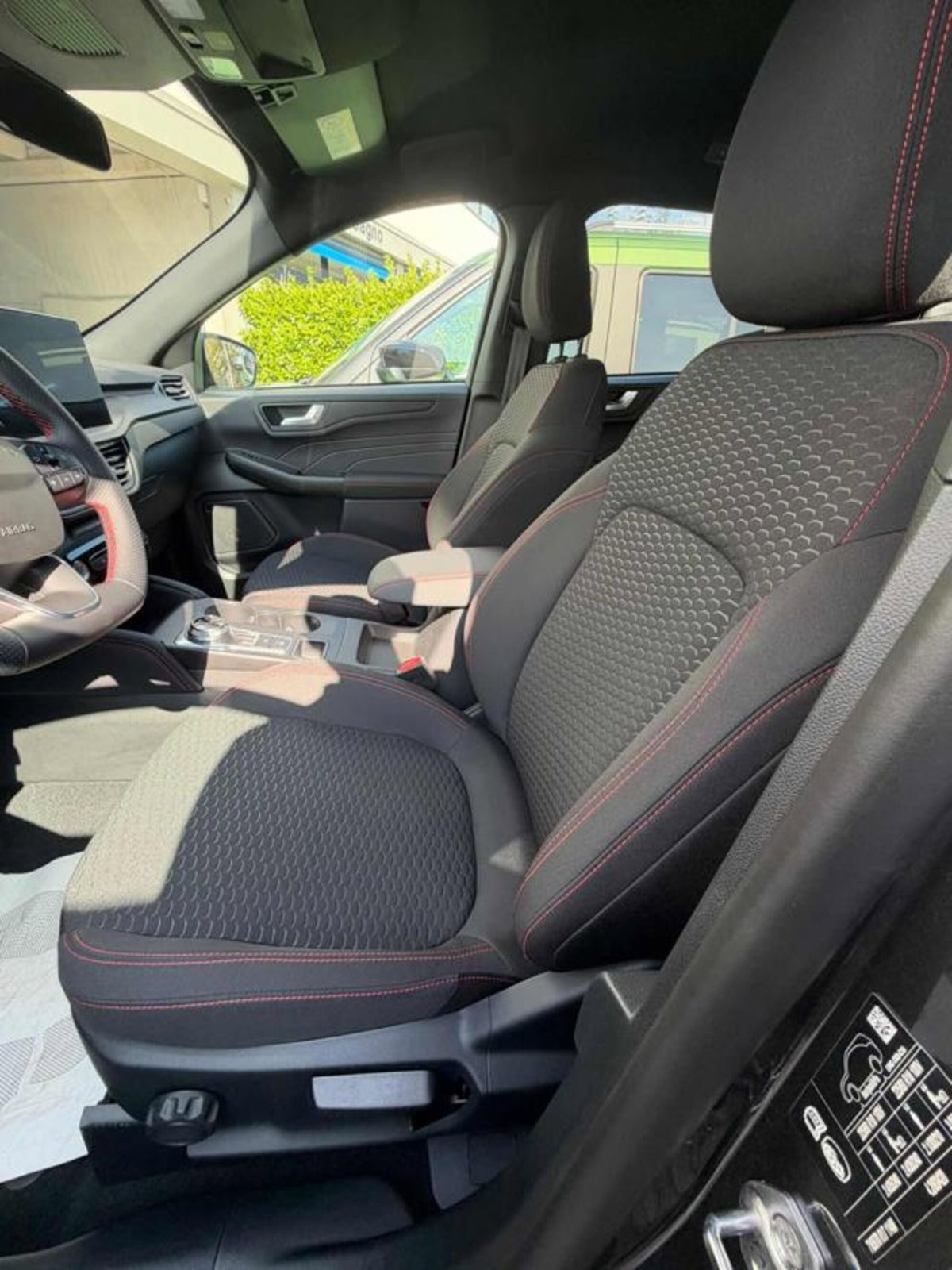 Ford Kuga 1.5 ecoboost ST-Line 2wd 150cv (16)
