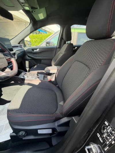 Ford Kuga 1.5 ecoboost ST-Line 2wd 150cv (16)