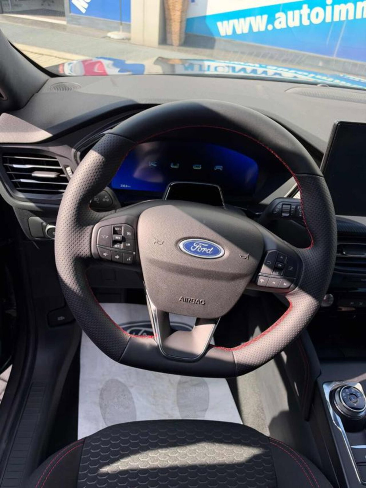 Ford Kuga 1.5 ecoboost ST-Line 2wd 150cv (4)