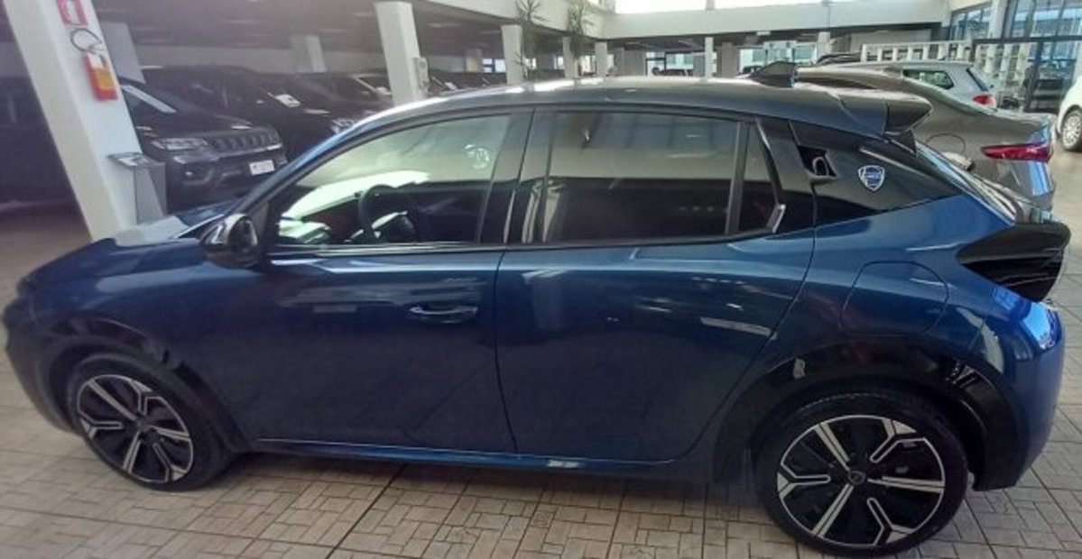 Lancia Ypsilon 1.2 mhev Edizione Cassina e-dct (4)