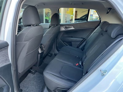 Kia Sportage 1.6 crdi mhev Business dct (4)