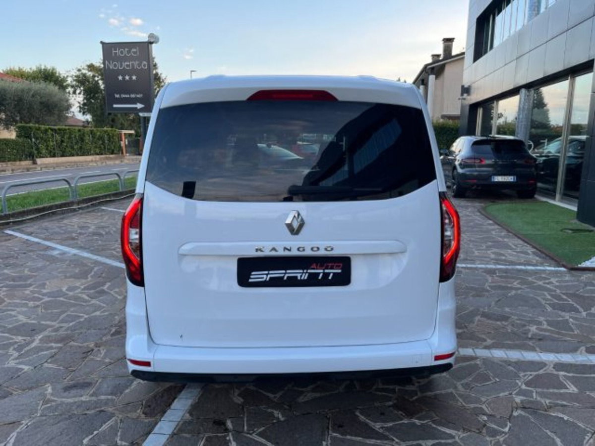 Renault Kangoo 1.3 tce Authentic 100cv (11)