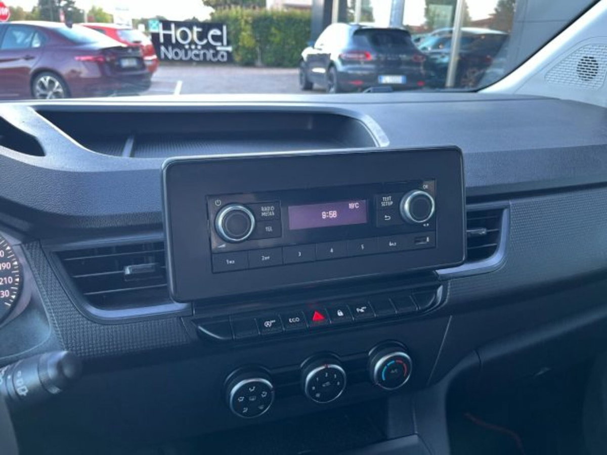 Renault Kangoo 1.3 tce Authentic 100cv (16)