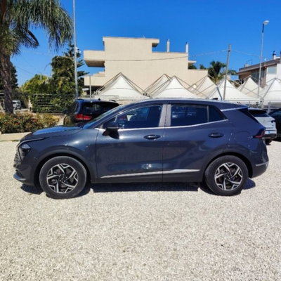 Kia Sportage 1.6 crdi mhev Business dct (2)
