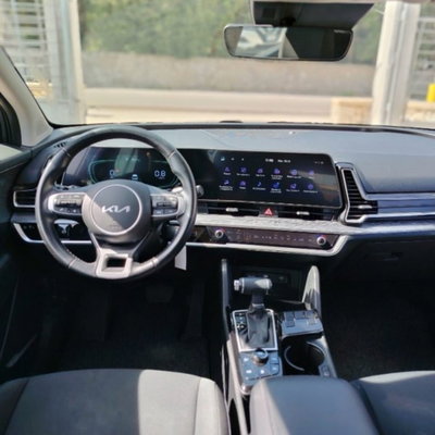 Kia Sportage 1.6 crdi mhev Business dct (6)