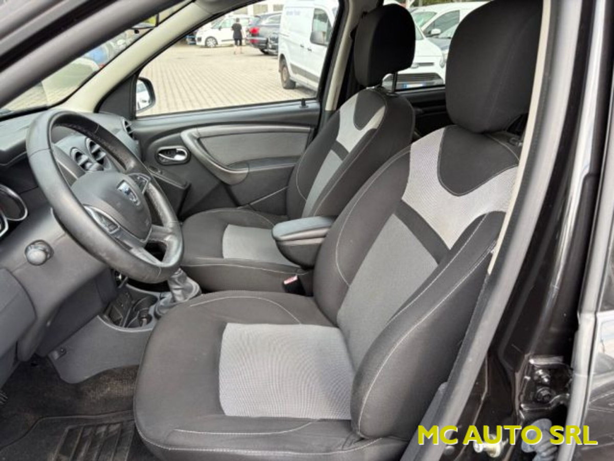 Dacia Duster 1.5 dCi 110CV 4x2 Lauréate (7)