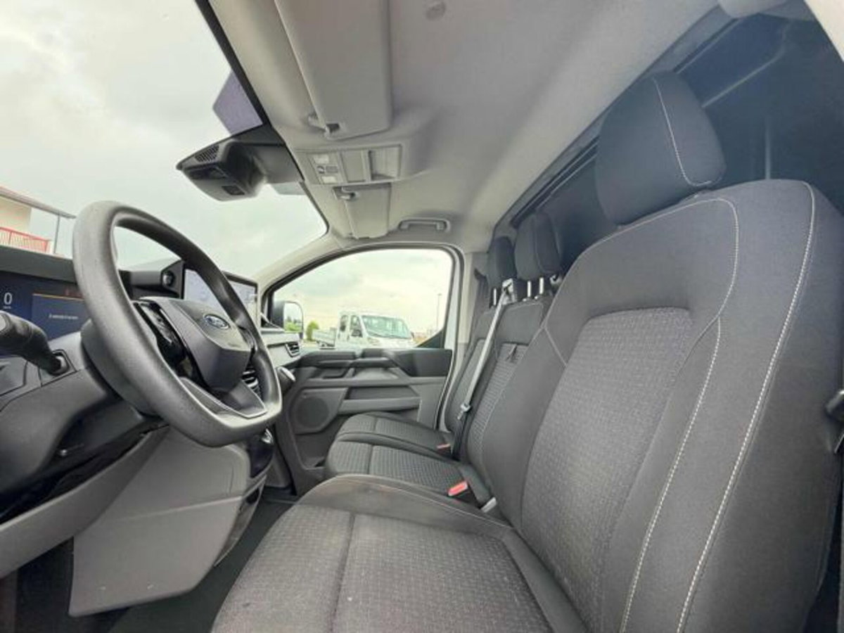 Ford Transit Custom Furgone 280 2.0 ecoblue 136cv Trend L1H1 A8 (16)