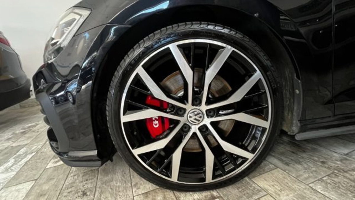 Volkswagen Golf GTI Performance 2.0 245 CV TSI DSG 5p. BMT (10)