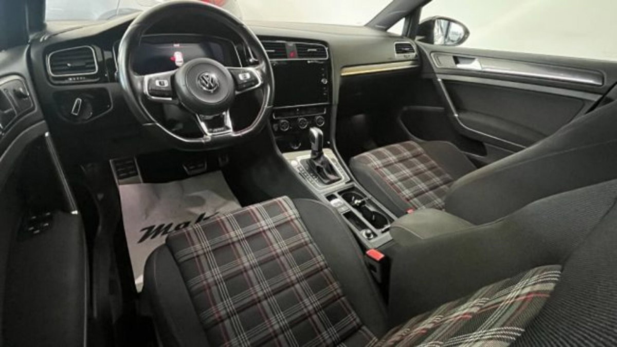Volkswagen Golf GTI Performance 2.0 245 CV TSI DSG 5p. BMT (7)