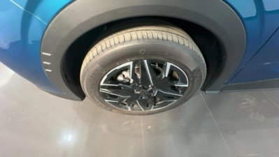 Peugeot 3008 1.2 hybrid 48V GT 136cv e-dcs6 (7)