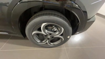 Alfa Romeo Junior 1.2 ibrida Sport Speciale 145cv edct6 (7)