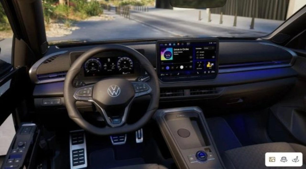 Volkswagen T-Roc 1.5 etsi R-Line 150cv dsg (10)