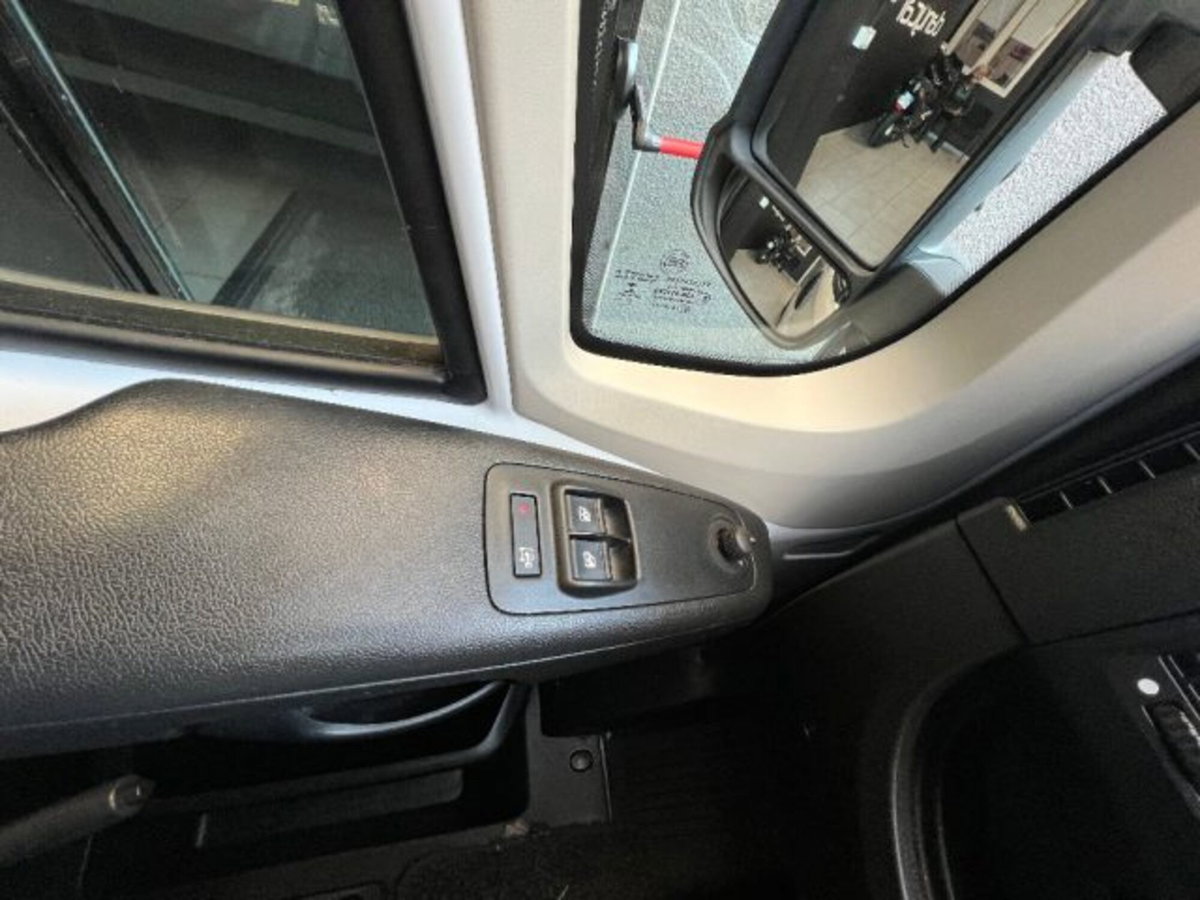 Citroen Jumper Furgone 33 BlueHDi 140 S&S PM-TM Furgone Vetrato (11)