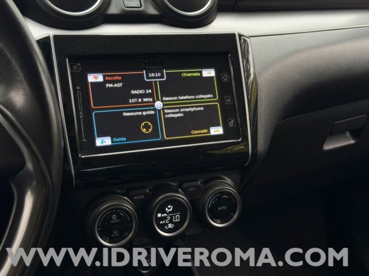 Suzuki Swift 1.2 Hybrid CVT Easy Top (17)