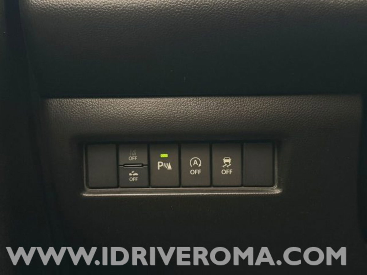 Suzuki Swift 1.2 Hybrid CVT Easy Top (18)