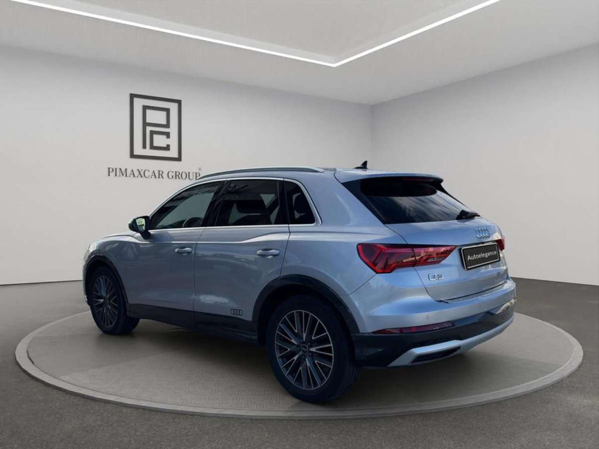 Audi Q3 35 TDI quattro S tronic Business (2)