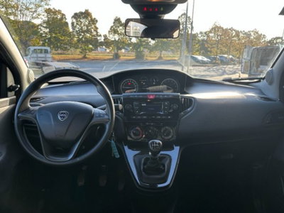 Lancia Ypsilon 1.0 FireFly 5 porte S&S Hybrid Ecochic Silver (10)
