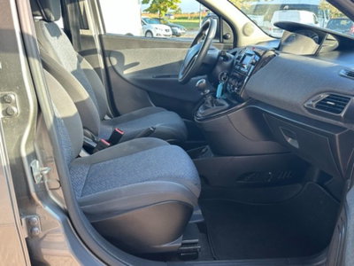 Lancia Ypsilon 1.0 FireFly 5 porte S&S Hybrid Ecochic Silver (14)