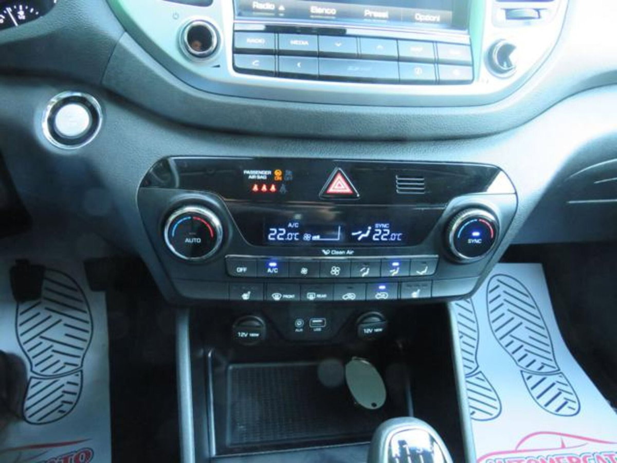 Hyundai Tucson 1.7 CRDi XPossible (14)