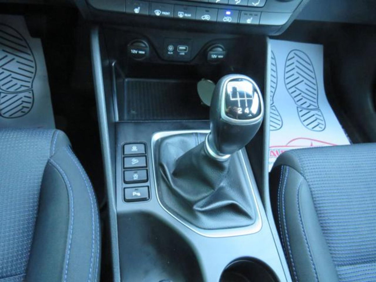Hyundai Tucson 1.7 CRDi XPossible (15)